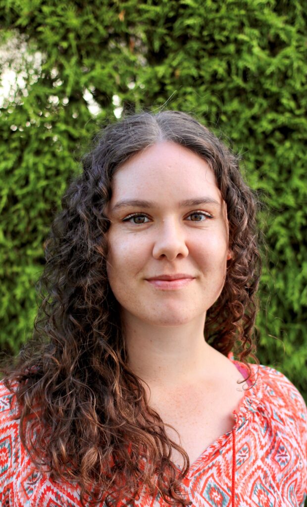 Author Photo - final Billee White